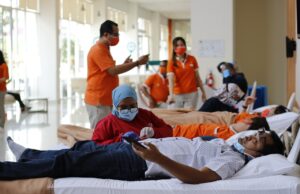 Harris Hotel Batam Center Kumpulkan 50 Kantong Darah Harris Hotel Batam Center