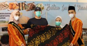Disbudpar Batam Promosi Batik Ikan Marlin Sampai ke Bali Promosi Batik Ikan Marlin