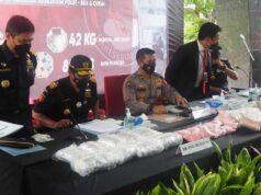 Bareskrim dan Bea Cukai Gagalkan Peredaran 42,3 Kg Sabu dan 85 Ribu Ekstasi Bareskrim dan Bea Cukai Gagalkan Peredaran Sabu