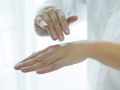 Bahan Rumahan Ini Bisa Merawat Tangan Kering Akibat Sering Dicuci Merawat Tangan Kering