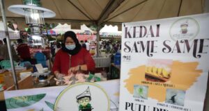 Putu Piring, Makanan Khas Melayu yang Manis dan Gurih Putu Piring Khas Melayu