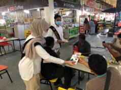 Duta Humas Polda Kepri Keliling Pasar Sosialisasi Pencegahan Corona Duta Humas Polda Kepri