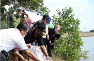 BP Batam Tebar Ribuan Ikan di Waduk Sei Ladi, Warga Boleh Memancing BP Batam Waduk Sei Ladi