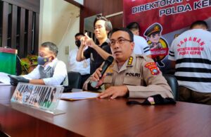 Diiming-imingi Gaji Besar, Polda Kepri Amankan 30 PMI Ilegal yang Akan Diberangkatkan ke Malaysia Kabid Humas Polda Kepri