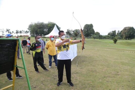 Gubernur Ansar Buka Archery Festival 2021