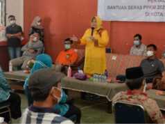 Warga Buluh dan Belakangpadang Terima Beras PPKM, Ini Pesan Wagub