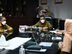 Ansar Perintahkan Bansos Covid-19 Cepat Disalurkan Bansos Covid-19 Kepri