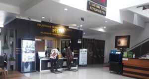 Dugaan Korupsi Rp3,4 M di BUMD PT Pelabuhan Kepri, Huzrin Hood Diperiksa Kejati Kepri Dugaan korupsi di Kepri