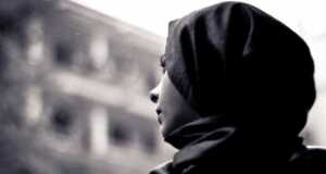 Coret Diskriminasi, Bangun Kesadaran Hak Perempuan Muslim Mengenakan Jilbab di Dunia Coret diskriminasi pada wanita muslim