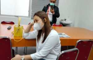 Wanita Selingkuhan Oknum Dewan Datangi Gedung DPRD Kota Batam, AT Menghilang? Dewan selingkuh