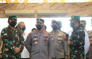 Ke Kalbar, Kapolri Tekankan Penguatan Prokes dan Percepatan Vaksinasi