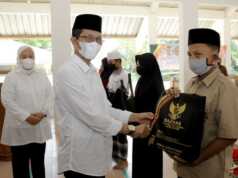 Baznas Batam Serahkan 1.300 Paket Imun untuk Santri Darul Falah Paket Imun Baznas Batam