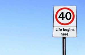 Bunda, Jangan Cemas Ketika Masuk Usia 40 Tahun, Pahami Perubahan Tubuh dan Mental Supaya Tetap Bahagia masuk usia 40 tahun