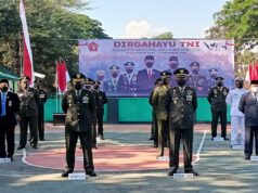 Seluruh Satuan TNI di Blitar, Mengikuti Upacara HUT ke-76 Secara Virtual Seluruh Satuan TNI Blitar