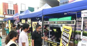 Menikmati Sensasi Makan Dihibur Pesulap di Akhir Pekan Sensasi Makan Akhir Pekan