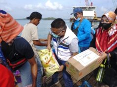 Asosiasi Pariwisata Batam Salurkan Bantuan di Pulau Buluh