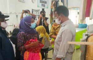 Lepas Peserta Kursus Menjahit, Ini Pesan Wali Kota Batam Haji Muhammad Rudi Peserta Kursus Menjahit