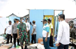 Pemko Batam Berikan Bantuan untuk Korban Puting Beliung