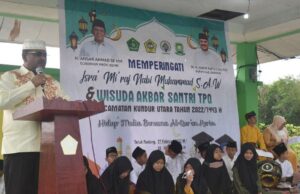 Bupati Karimun Wisuda 279 Santri TPQ Kundur Utara Bupati Karimun