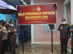 Bupati Karimun Resmikan Sungai Lakam Timur Jadi Kampung Restorative Justice Bupati Karimun