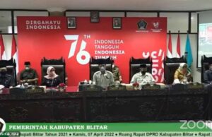 Begini Soal Pandangan Umum Fraksi-fraksi Terhadap LKPJ Bupati Blitar T.A 2021 Pandangan Umum Fraksi-fraksi Terhadap LKPJ Bupati Blitar