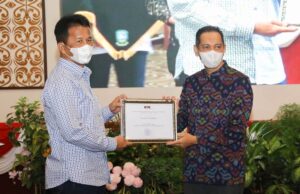 Pemko Batam Raih 2 Penghargaan dari KPK