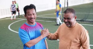 Pemko Batam dan Pemkab Karimun Tanding Futsal, Rudi Dikalahkan Aunur Rafiq
