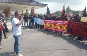 LSM GPI Desak Polri Usut Tuntas Dana Hibah Hoax dari Kementrian PUPR Untuk Pemkab Blitar LSM GPI Desak Polri Usut Tuntas Dana Hibah Hoax dari Kementrian PUPR
