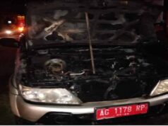 Mobdin Dinas Perijinan Kabupaten Tulungagung Terbakar Dijalan Raya Usai Isi BBM Mobdin Dinas Perijinan Kabupaten Tulungagung Terbakar Dijalan Raya