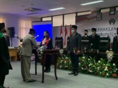 Hadiri PAW Wakil Ketua DPRD Kabupaten Blitar, Mak Rini : Sinergitas Harus Tetap Terjaga Pelantikan PAW Wakil Ketua DPRD