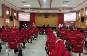 Tingkatkan Layanan Kesehatan Dasar, Pemkot Blitar Beri Bantuan Kader Posyandu pembinaan kader Posyandu balita dan lansia yang bertempat di Balai Kusuma Wicitra