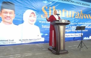 Wagub Kepri Ajak Ibu-Ibu Pilah Sampah dari Rumah Wagub Kepri