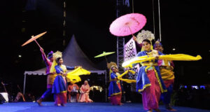 Joget Lambak Jadi Penampilan Akhir di Kenduri Seni Melayu 2022 Joget lambak dari Kepulauan Riau