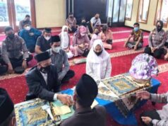 Kapolres Blitar Kota Menjadi Saksi Pernikahan Tahanan Prosesi pernikahan di dalam Musala Al-Aulia Polres Blitar Kota