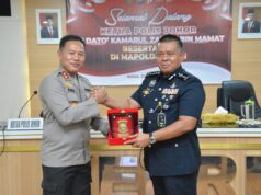 Polda Kepri Bertemu Polisi Malaysia Bahas Hal Ini Polda Kepri dan Polisi Johor Malaysia bertemu