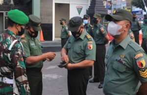 Cegah Pelanggaran, Kodim 0808/Blitar Sidak HP Anggota Kodim 0808 Blitar Gelar Pengecekan Anggota