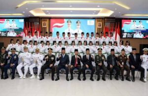 Wali Kota Batam, Muhammad Rudi Kukuhkan Paskibraka 2022 Kukuhkan Paskibraka Batam