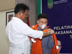 Rudi Buka Pelatihan Berdasarkan Unit Kompetensi yang Digelar Disnaker Rudi Buka Pelatihan Berdasarkan Unit Kompetensi yang Digelar Disnaker