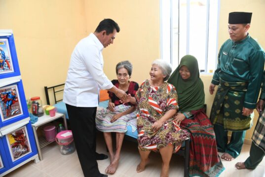 Panti Jompo Pertama di Lingga Gubernur Kepri