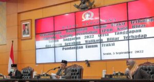 Pasar Legi Jadi Sorotan Dalam Rapat Paripurna DPRD Kota Blitar Pasar Legi Jadi Sorotan Dalam Rapat Paripurna DPRD Kota Blitar