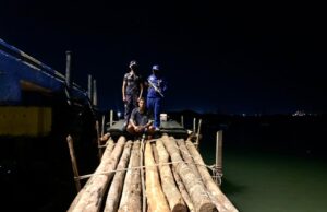 Upah Hanya Rp300 ribu, Ancaman Penjara Didapat Ditpolairud Polda Kepri mengamankan nakhoda pembawa kayu tanpa dokumen.