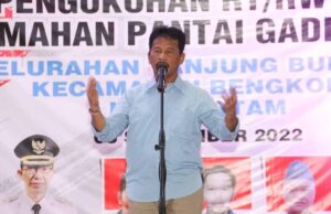 Rudi Ajak RT dan RW Perumahan Pantai Gading Bangun Lingkungan Rudi Hadiri Pelantikan RT dan RW Perumahan Pantai Gading Batam