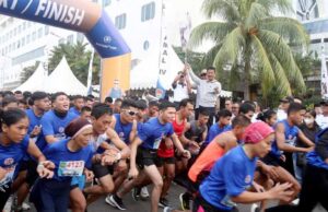 Gaungkan Batam Kota Baru, Rudi Lepas Marathon Batam 10K dan 7,7K HUT TNI AL Rudi Lepas Lari Marathon, HUT TNI AL