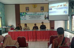 Tekan Peredaran Rokok Tanpa Cukai, Satpol PP Kabupaten Blitar Gelar Sosialisasi dan Razia Satpol PP Kabupaten Blitar Gelar Sosialisasi dan Razia Rokok Tanpa Cukai