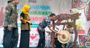 Wabup Blitar Buka Bazar Produk UMKM yang Digelar BPN Kabupaten Blitar Wabup Blitar Buka Bazar Produk UMKM