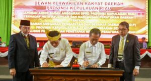 APBD Perubahan Kepri 2022 Disahkan Rp3,965 Triliun APBD Perubahan Kepri 2022