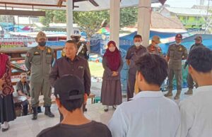 Pol PP Kabupaten Blitar Laksanakan Operasi Yustisi di Warkop dan Bilyard Satpol PP Kabupaten Blitar