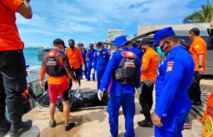 Tim Sar Temukan Lagi Jenazah PMI Ilegal di Perairan Kabil PMI Ilegal tenggelam di Perairan Kabil, Nongsa.