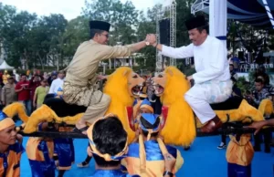 Beragam Pakaian Adat hingga Kesenian Nusantara Meriahkan Pawai Budaya HJB ke-193 Pawai Hari jadi Batam ke 193
