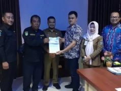 Kembangkan Lampu Hias dan Furniture, Karang Taruna Kelurahan di Batam Dapat Dana Stimulus Kemensos Karang Taruna Kelurahan di Batam Dapat Dana Stimulus Kemensos